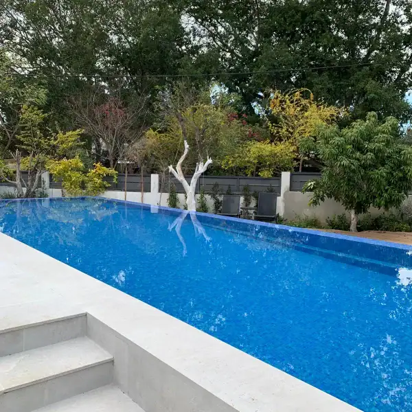 בריכות בטון איכותיות לכל המשפחה - ספיר בריכות שחיה בריכות בטון איכותיות לכל המשפחה