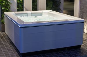 ג'קוזי למרפסת